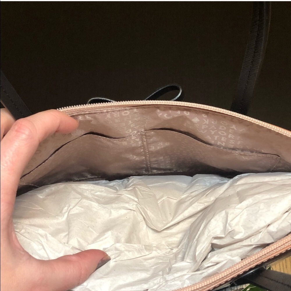 SOLD ❌ KATE SPADE Mavis Street purse - Picture 4 of 7